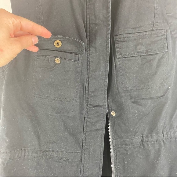 Liz Claiborne New York Cargo Utility Button Full Zip Up Vest Black Size 6 (NWOT) - Picture 2 of 7